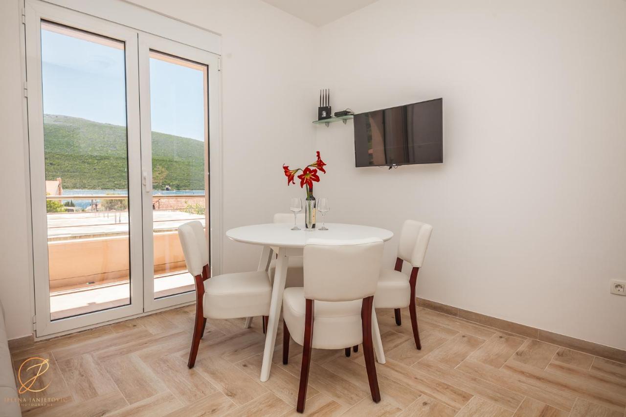Apartments Ruzmarin Herceg Novi Exterior foto